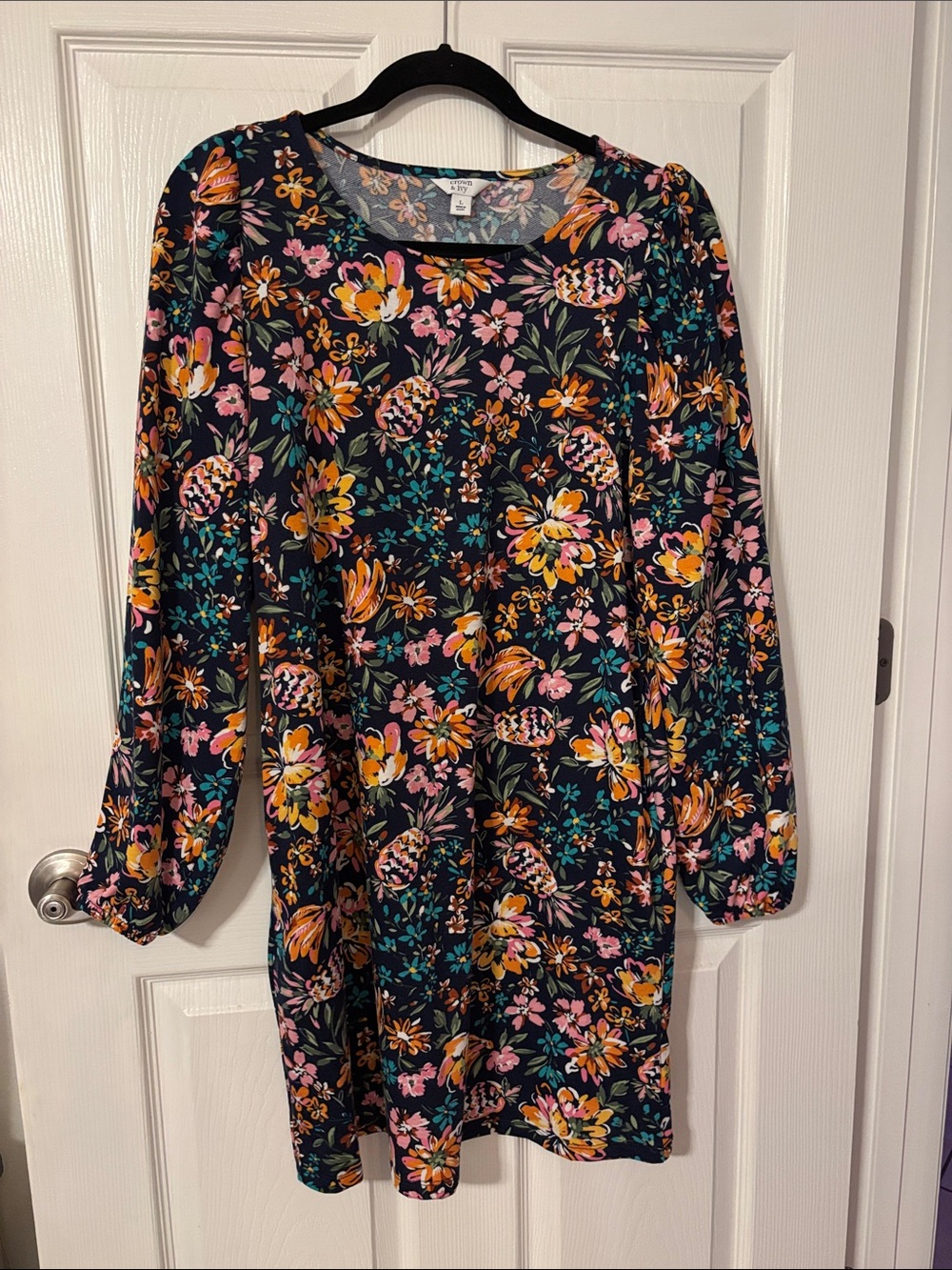 crown & ivy Black Long-Sleeve Floral Shift Dress with Pink & Yellow Flowers